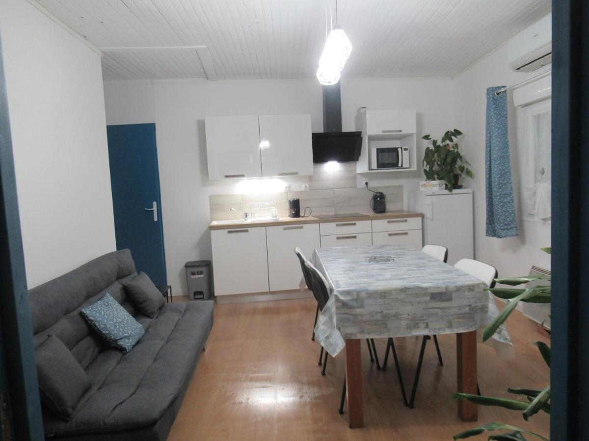 Gite La Chaumette Appartement Turquoise Villeneuve-de-Berg Esterno foto
