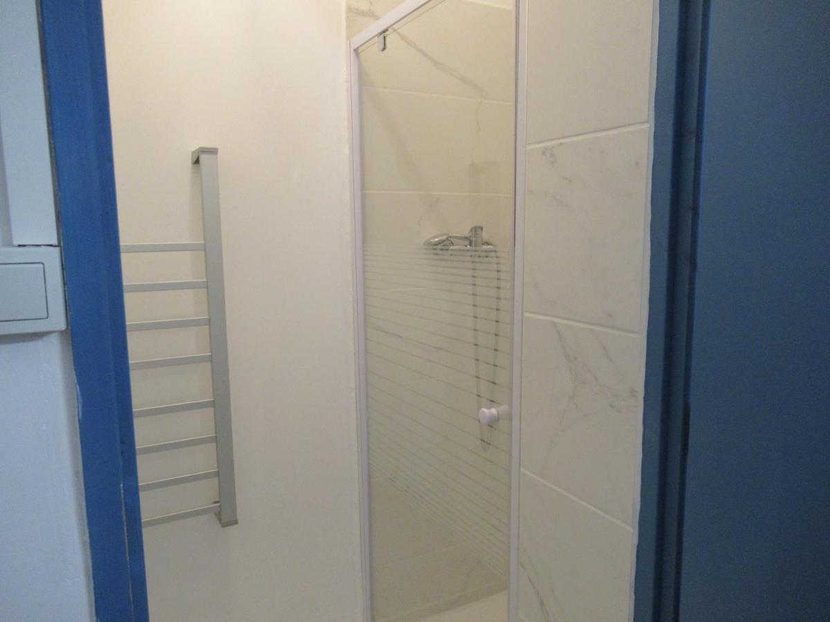 Gite La Chaumette Appartement Turquoise Villeneuve-de-Berg Esterno foto
