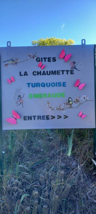 Gite La Chaumette Appartement Turquoise Villeneuve-de-Berg Esterno foto